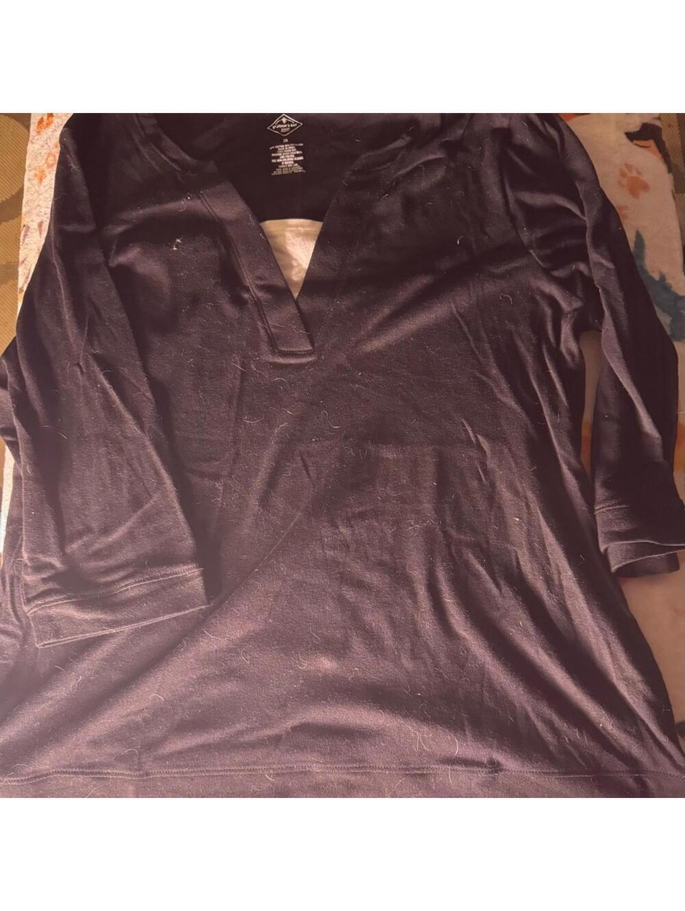 Black Long Sleeve V-Neck Top - Size XL